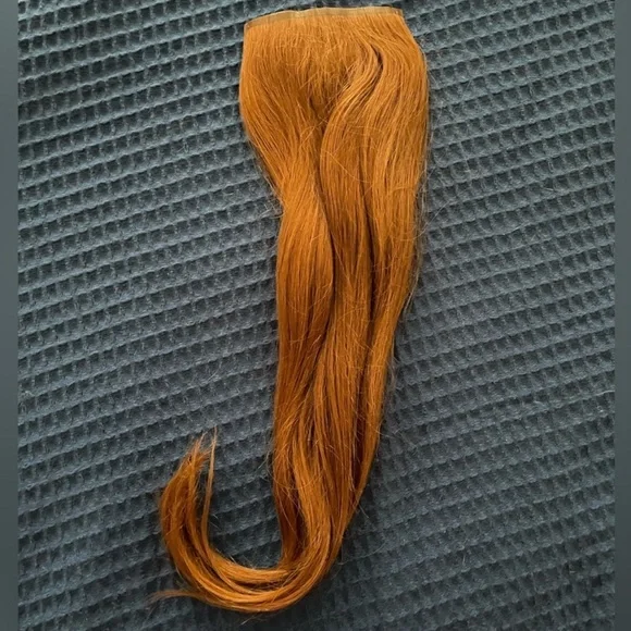 Barefoot Blonde Hair / BFB Hair “Up” 18” weft in Autumn - Picture 3 of 4